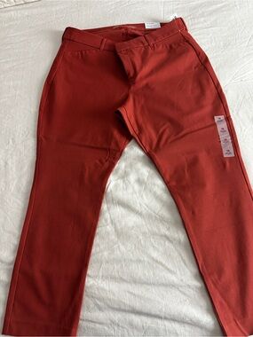 Old Navy Women's Pixie Skinny Ankle Ponte Pants in a Coral/Salmon color